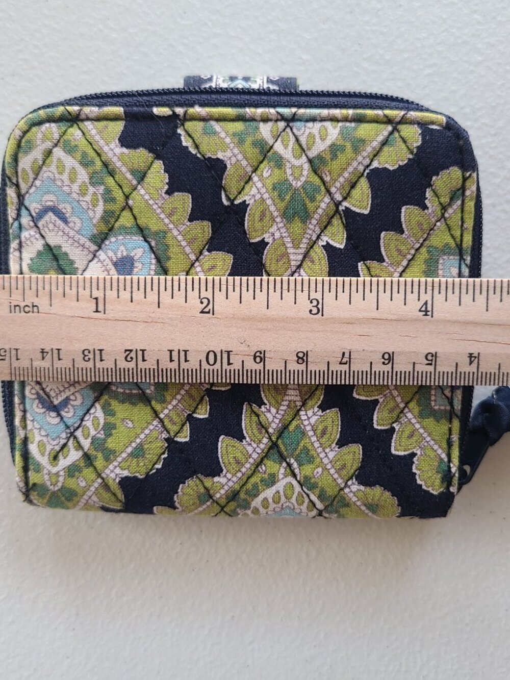 Vera Bradley Wallet Small Bifold Zipper Cambridge Small - Picture 3 of 6